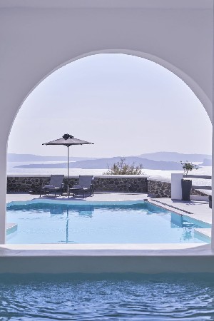 Two Bedroom Suite with Jetted Tub & Caldera View