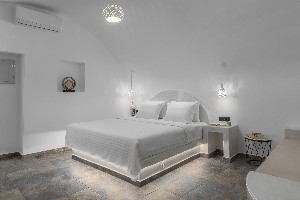 Comfort Suite Indoor Jacuzzi