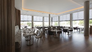 Salonica Restaurant & Bar