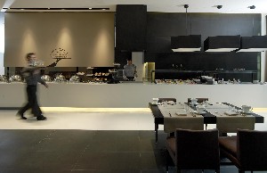 Avenue 48 Restaurant