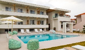 Aparthotel s bazénem