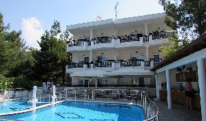 Aparthotel s bazénem