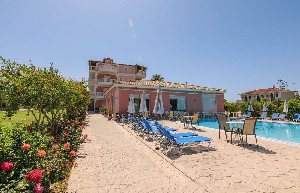 Hotel s bazénem