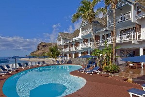 Resort s bazénem