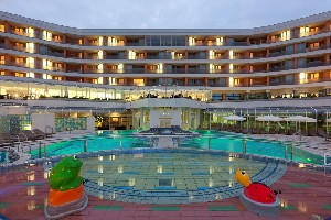 (Slovinsko, Pomursko, Moravske Toplice) - MORAVSKE TOPLICE & LIVADA PRESTIGE podzimní relax v Terme 3000