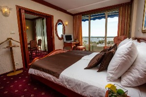 Suite (Balcony)