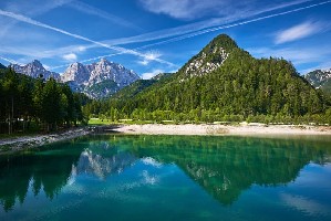 jezero Jasna • foto slovenia.info/tomo jesenicnik