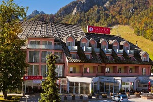 (Slovinsko, Slovinské Alpy, Kranjska Gora) - RAMADA HOTEL & SUITES: Zimní pobyt se snídaní