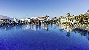 Hotel s bazénem