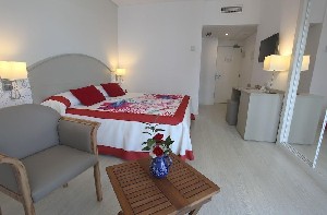 Hotel ALAY wakacje