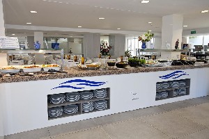 restaurant/bar