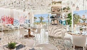 Restaurant/bars