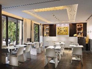Hotel H10 URQUINAONA PLAZA wakacje