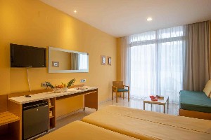 Hotel MEDITERRANEO wakacje