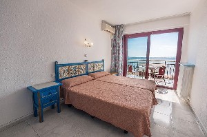 Hotel CHECKIN GARBI wakacje