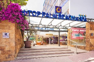 wejście do hotelu