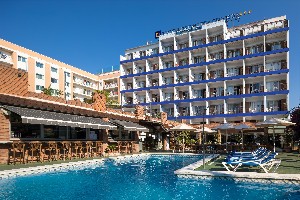 Hotel s bazénem