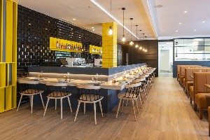 Restaurant/bars