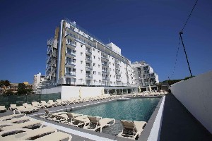 Hotel s bazénem