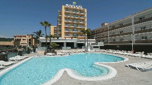 Hotel s bazénem