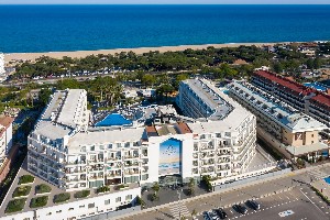 Hotel s bazénem