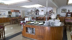 restaurant/bar