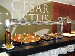 restaurant/bar