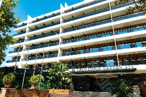 Hotel CALIFORNIA GARDEN wakacje
