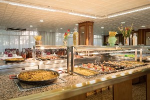 restaurant/bar