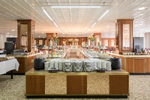 restaurant/bar
