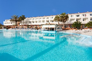 Hotel s bazénem