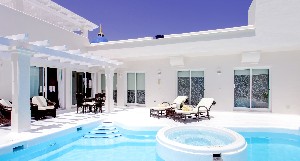 Hotel s bazénem