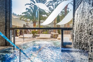 Hotel BARCELO CORRALEJO BAY wakacje