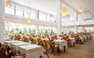 Hotel CLUB HOTEL DRAGO PARK wakacje