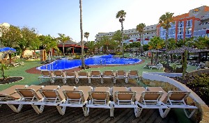 Hotel s bazénem