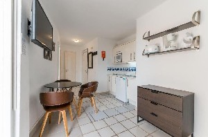 sample room