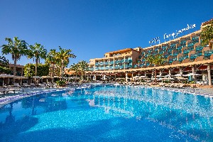 Hotel s bazénem