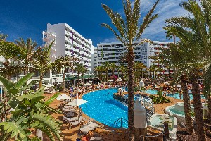 Hotel s bazénem