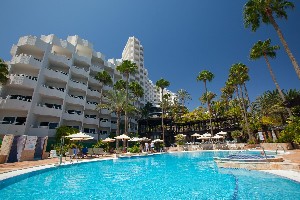 Hotel s bazénem