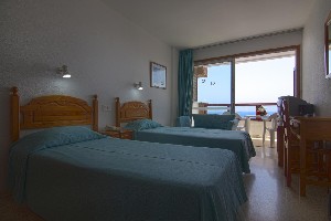 Hotel CORONA ROJA wakacje