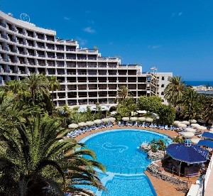 Hotel s bazénem