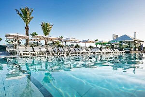 Hotel LARA APARTMENTS wakacje