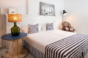 Hotel MARINA SUITES wakacje