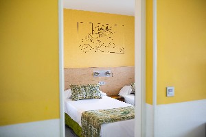 2 Bedrooms