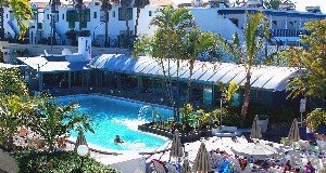 Pool Bar