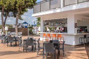 pool bar