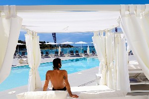 Sky Pool Bar