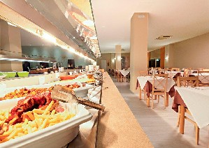 Restaurant/bars