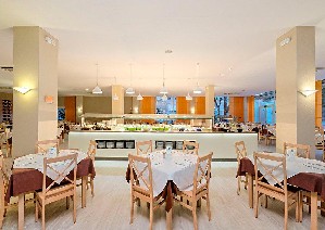 Restaurant/bars