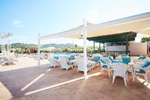 pool bar